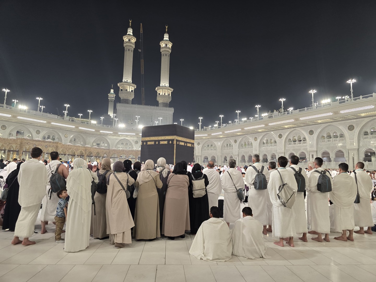Kutsal Topraklarda Manevi Yolculuk: Alfakamah Tour ile VIP Umre Deneyimi